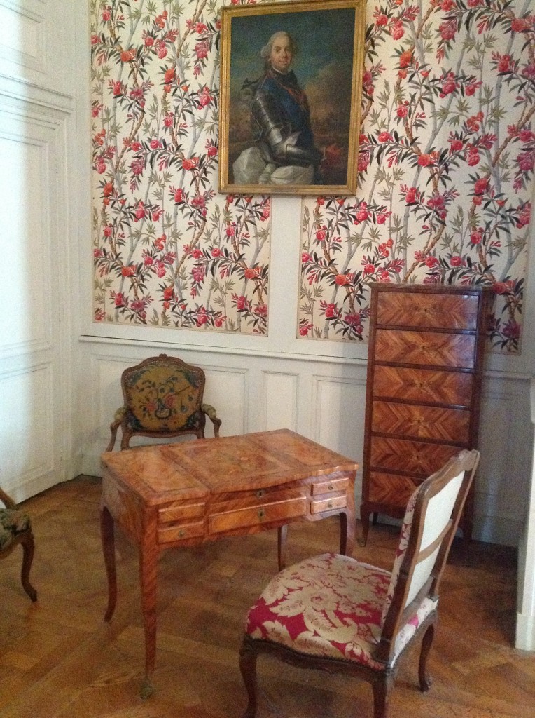Chiffonier Antiques Diva