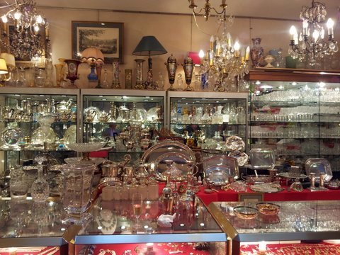 Antiques Diva French Tours