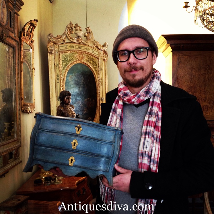 Antiques Diva Sourcing antiques in Europe