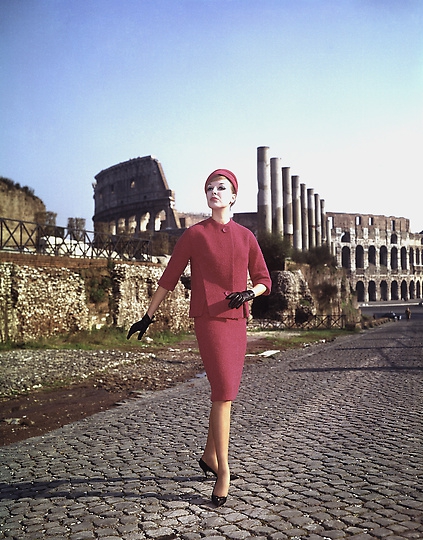 Fashion Italy 1960, Milan Fashion Week, Italian Fashion, Antiques Diva Buying Tours in Italy, Gucci fashion, GG monogram, Vintage Italian fashion