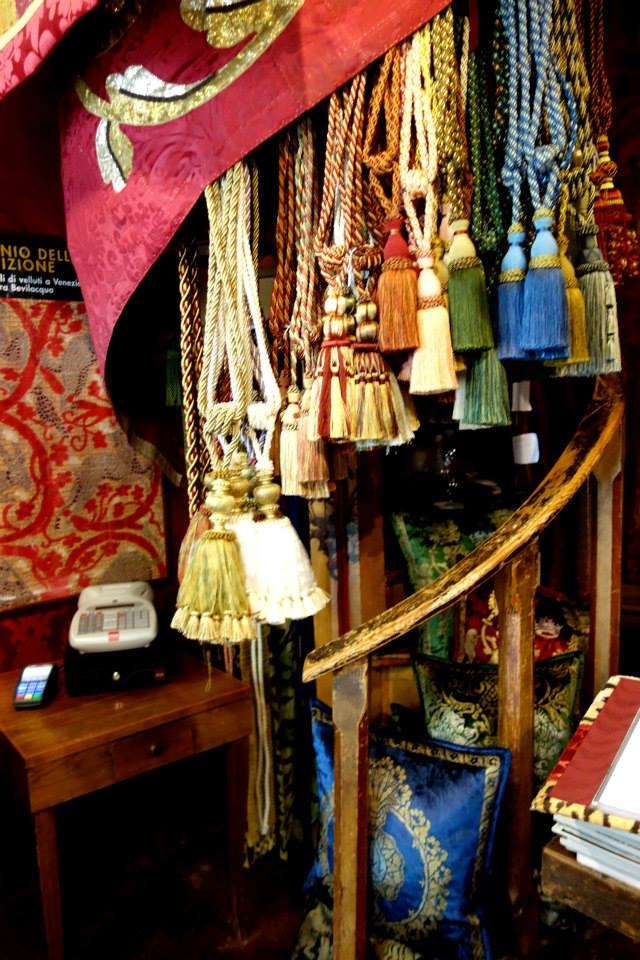 O&C Antiques, Venetian Textiles, Italian Textiles, Antiques Diva, Antique Textiles, Tuscan Antiques Tour, Buying Antiques in Italy, 