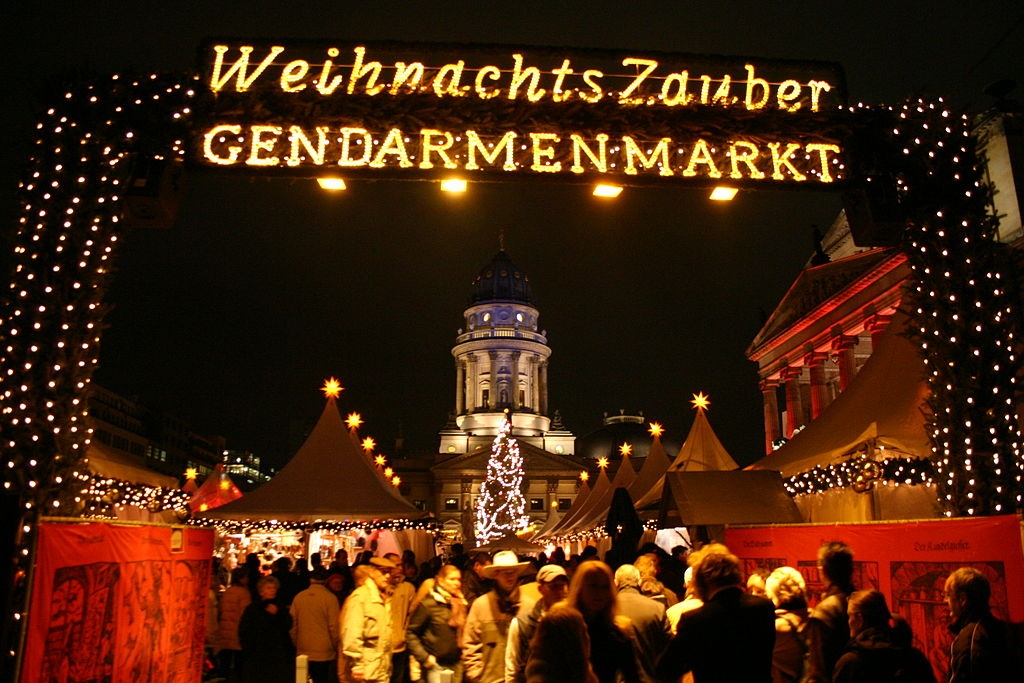 Traditional Christmas Markets, German Christmas Markets, Weihnachtsmarkts, Gendarmenmarkt in Berlin, 