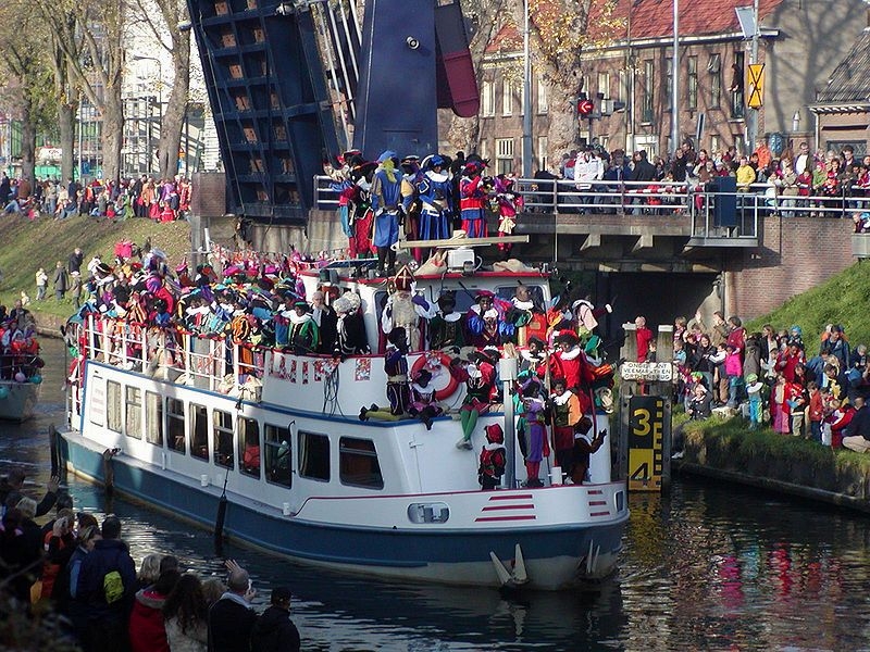 Sinterklaas, Dutch Traditions, Santa Claus in Europe, Zwarte Pieten, Christmas in The Netherlands, Christmas traditions around the world