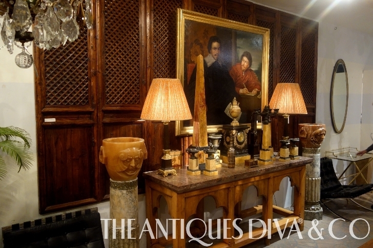 Decorating with Antiques, Decorating Tips, Eclectic Decorating, Designing with Style, Antiques Diva, 