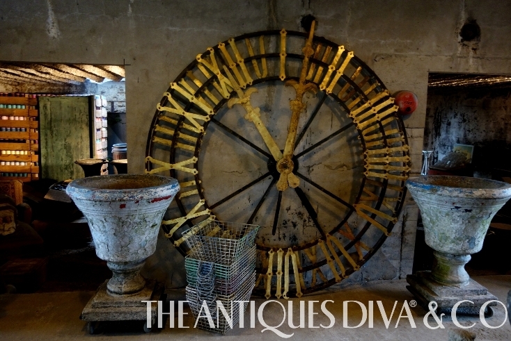 Antiques Diva Tours, Decorating with Antiques, Live a life less ordinary, Toma Clark Haines apartment in Berlin, Family Heirlooms, 