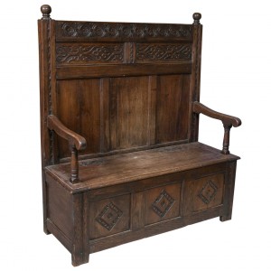 Tudor Antiques wood bench Tudos period 