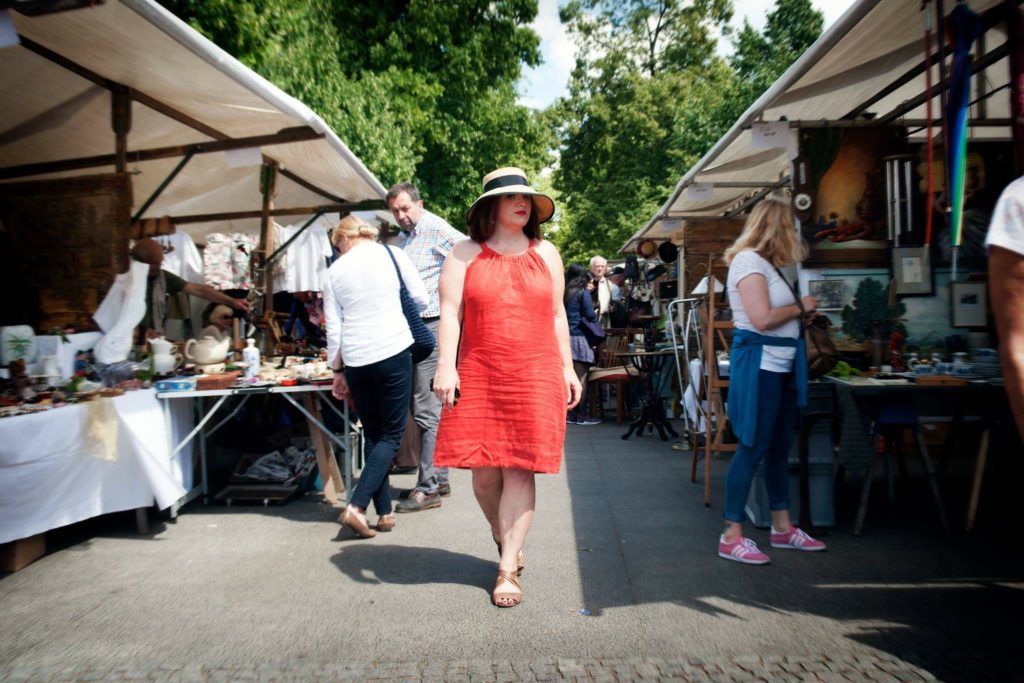 Tips on Buying Vintage & Antiques in France: Toma Clark Haines shopping at a Provence flea market