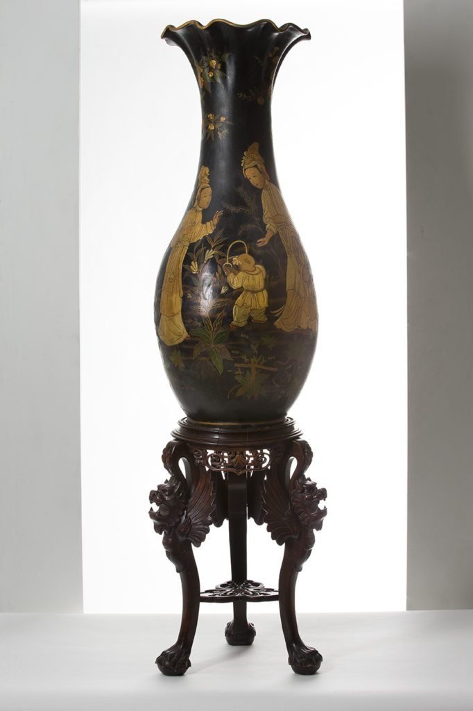 Galerie Vauclair, Paris Flea Market -Toul, Grand vase japonisant, H. 180 (62+118cm)