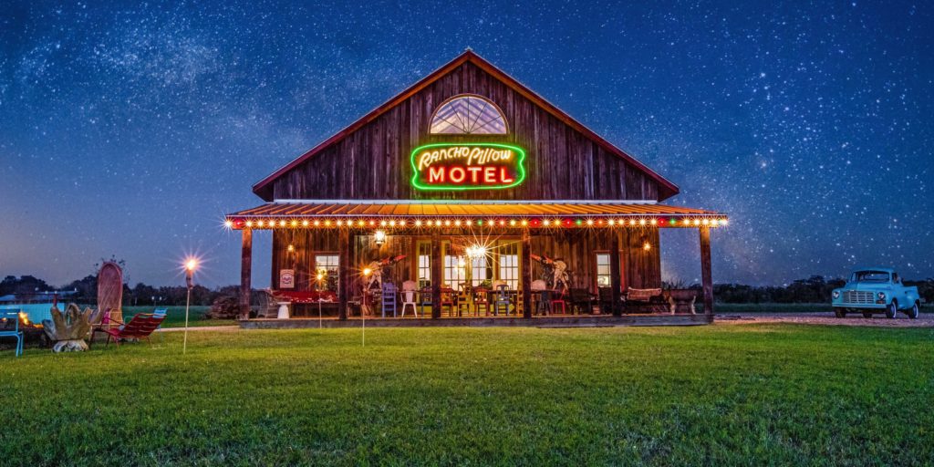 Rancho Pillow Motel Round Top, Texas